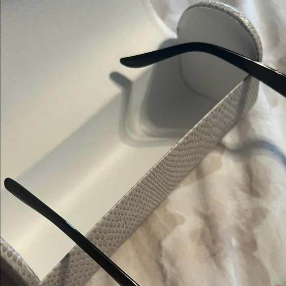 ✨Jimmy Choo Black and silver Women's Glasses - Picture 8 of 13